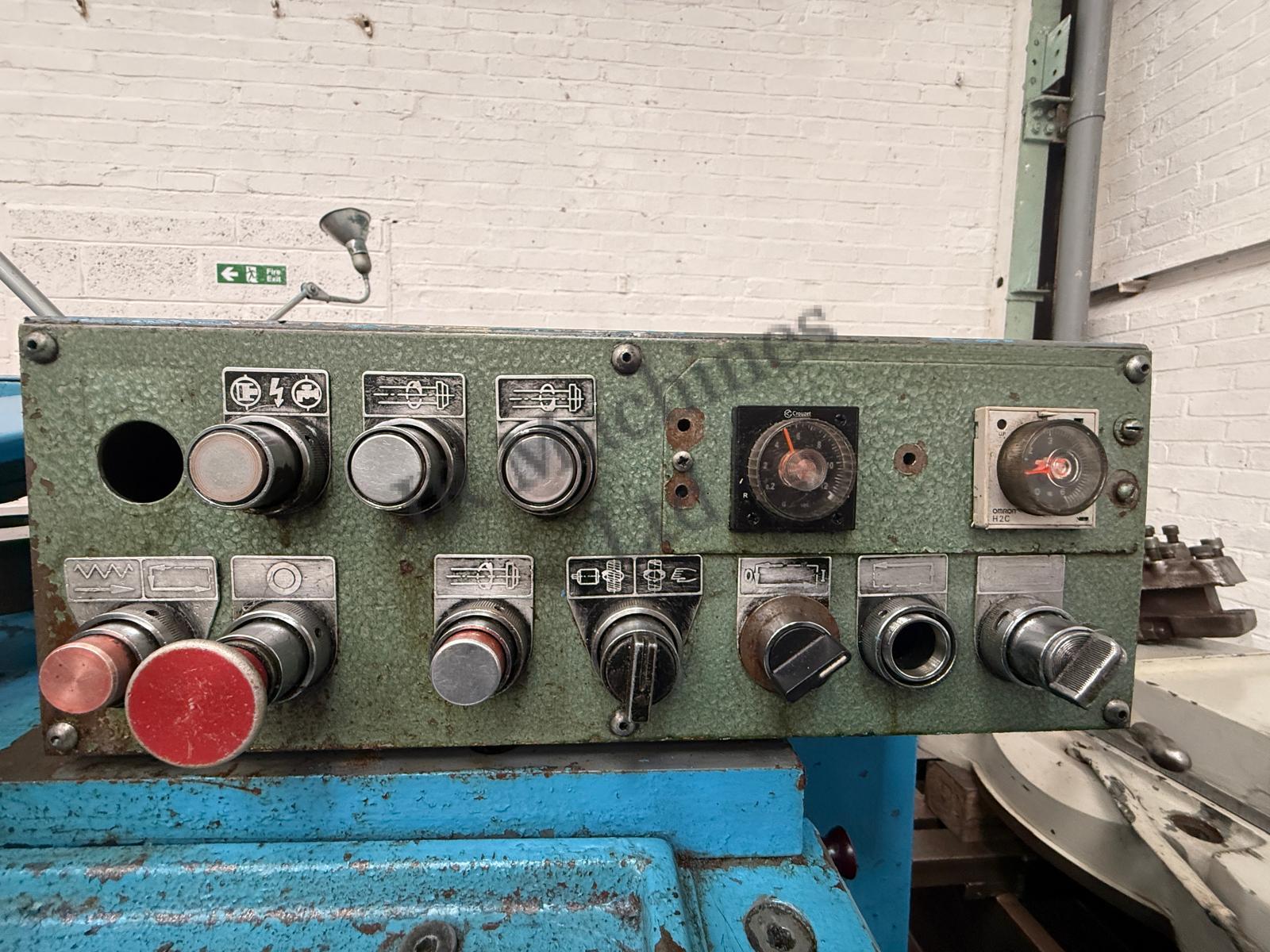 7569g